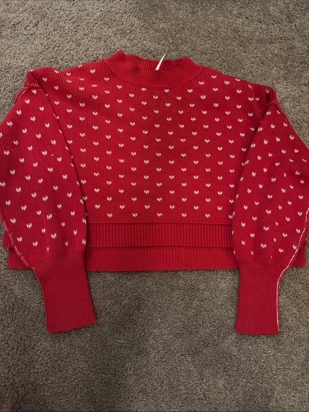 Red Cropped Knit Sweater with Tiny Heart Pattern